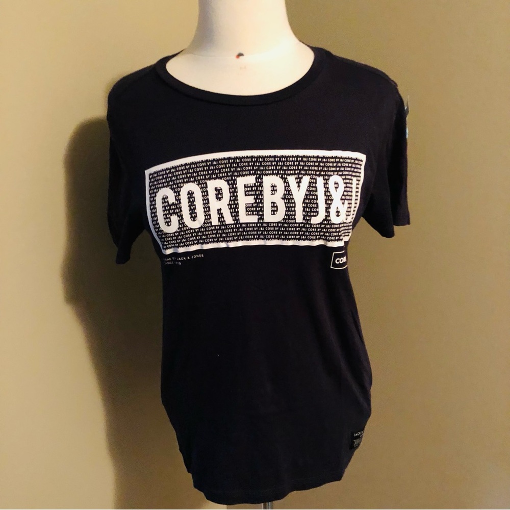 Jack and Jones Tee Size Small